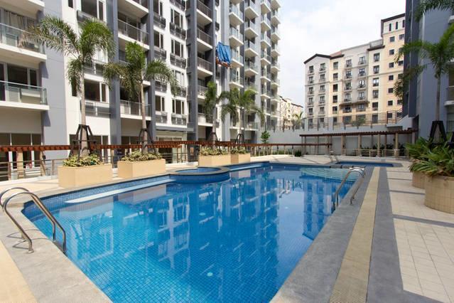 One Palm Tree Villas Маніла Екстер'єр фото